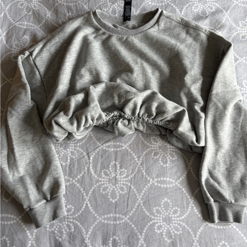 Gray Cropped Sweatshirt